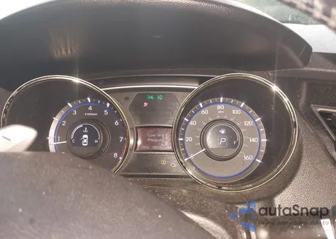 2013 Hyundai Sonata Limited 2.0T z USA, uszkodzony, nr VIN 5NPEC4AB7DH623371